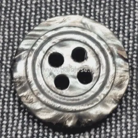 077586