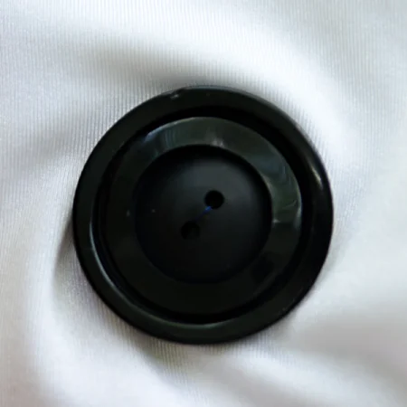 079300