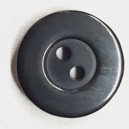 048229