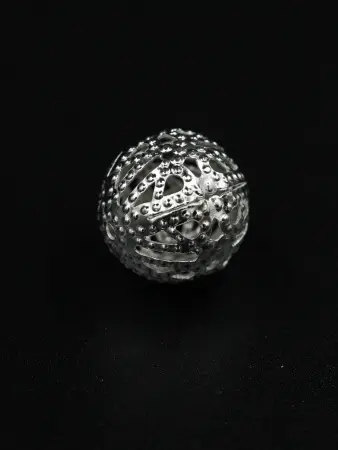 221458 (4)